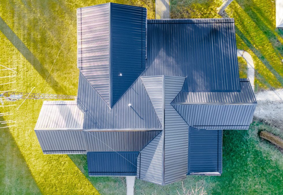 Metal vs. Shingle Roofing: What’s Best for Your Northeast Indiana Home?