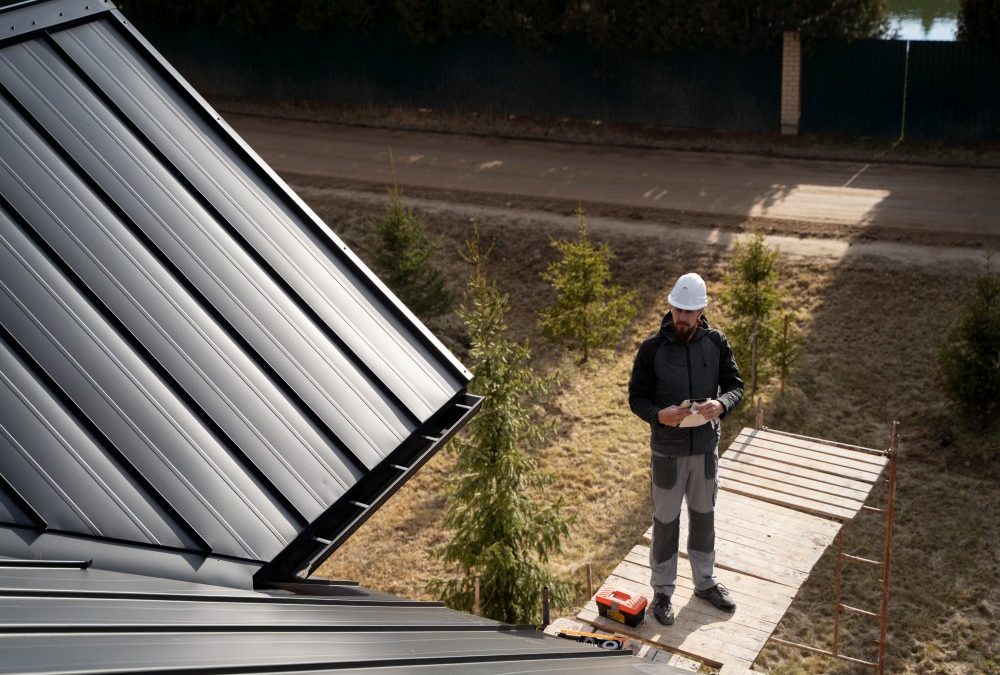 What to Expect When Installing a Metal Roof on Your Home